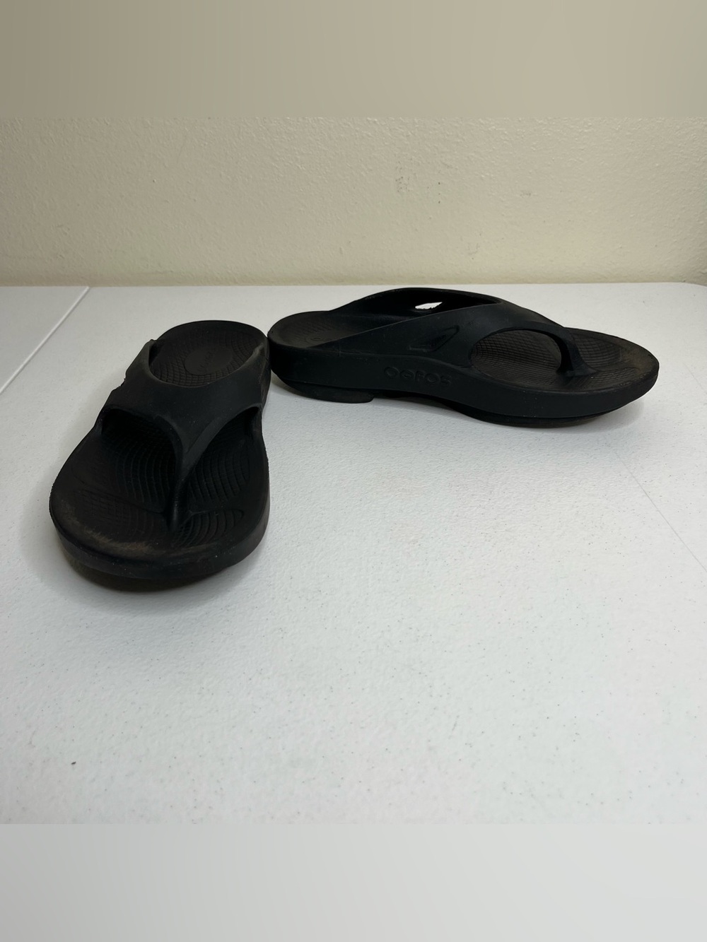 Oofos Ooriginal Recovery Sandal Black Flip Flop Thong Comfort Unisex Women 8 - Picture 10 of 10